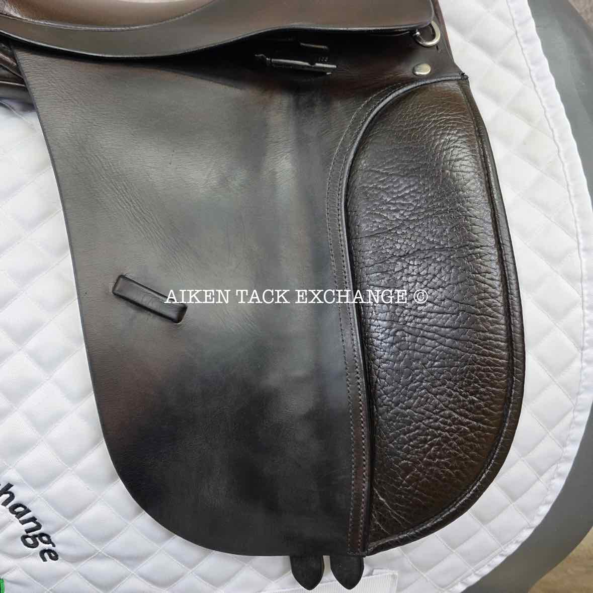 **SOLD** Centaur by Michael Stokes Dressage Saddle, 17.5" Seat, M/MW Tree, Wool Flocked Panels