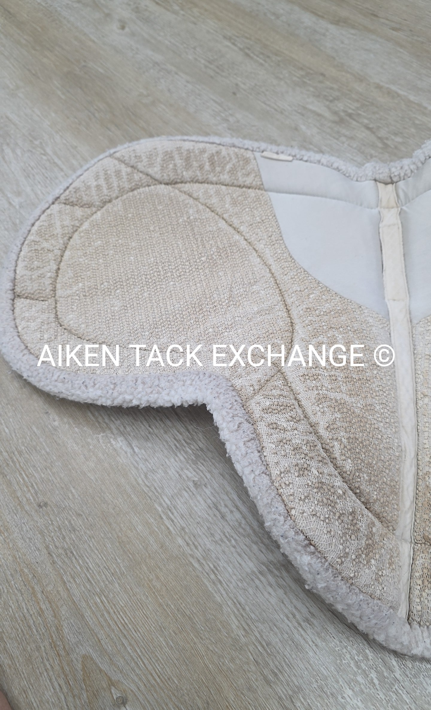 Success Equestrian Deluxe Hunter Pad, Size Medium / 16" - 16.5"