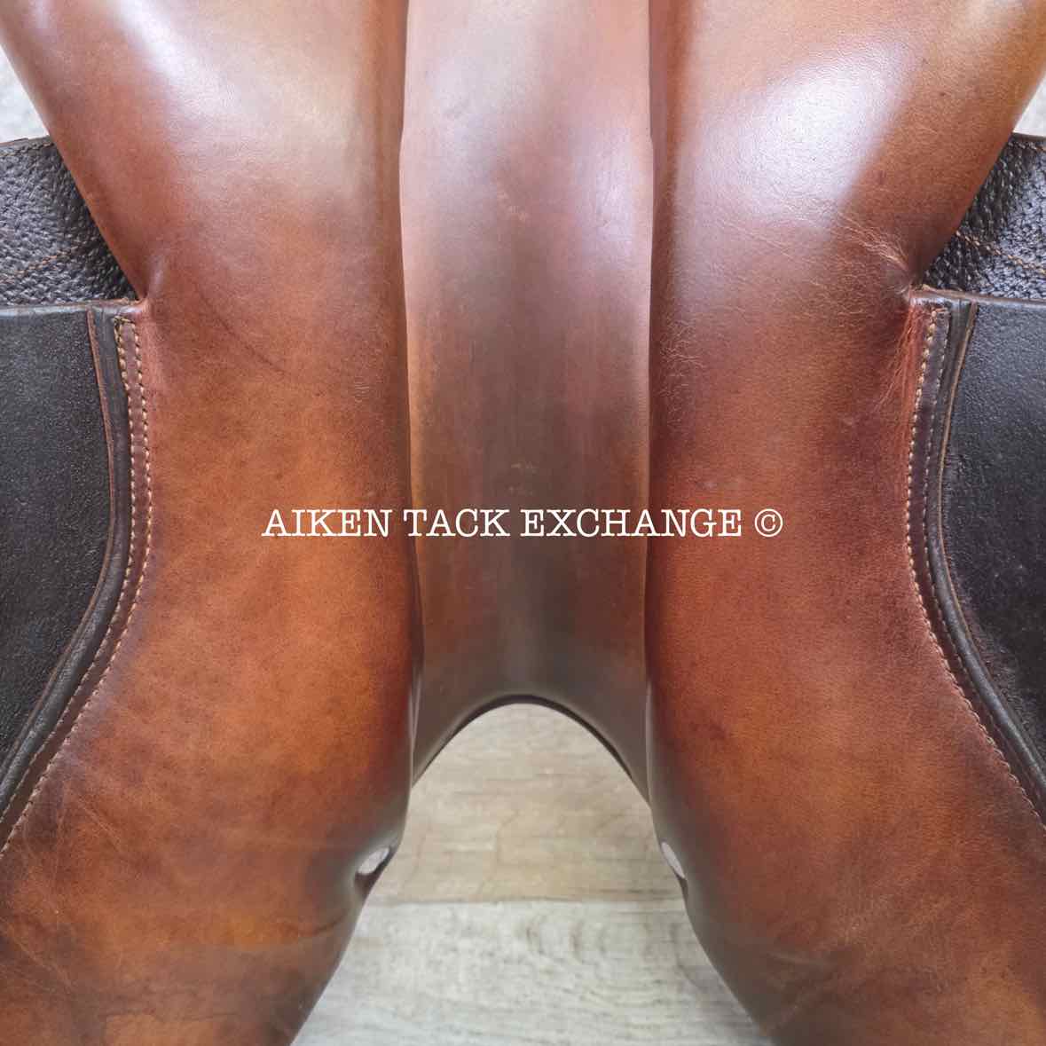 2011 CWD SE01 Close Contact Jump Saddle, 17" Seat, 3L Flap, Medium Wide Tree, Foam Panels, Full Buffalo Leather