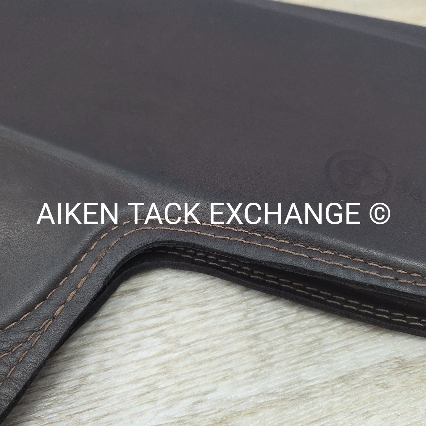 SaddleRight English Glove Leather Half Pad