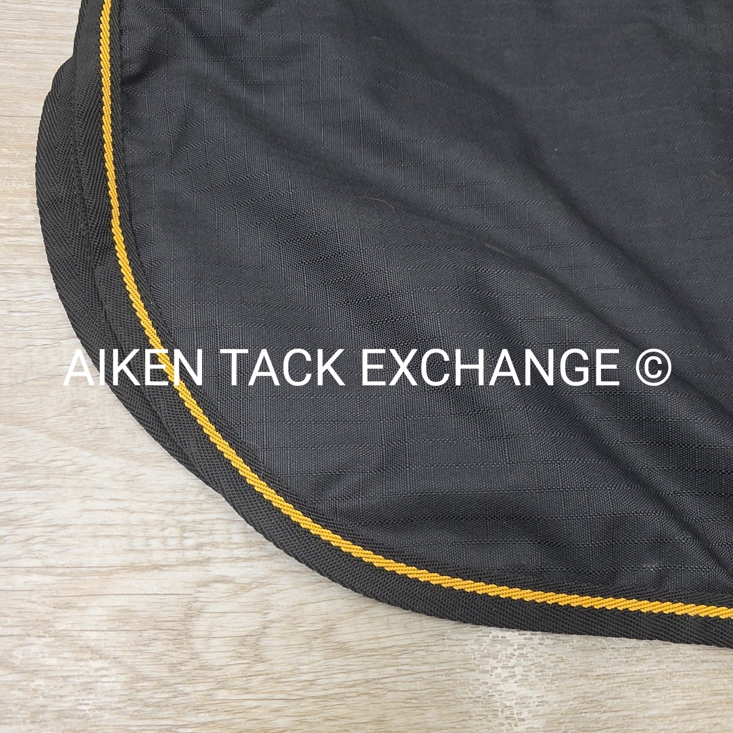 Bucas Quarter Sheet, Size Medium