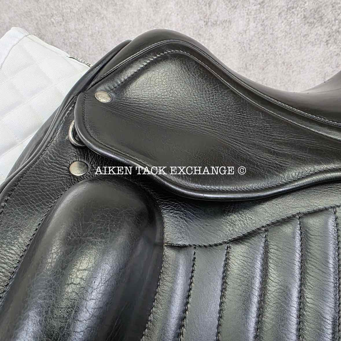 2011 Wise Equestrian Dutton RZ Monoflap Dressage Saddle, 17" Seat, Adjustable Tree - Changeable Gullet, Foam Panels