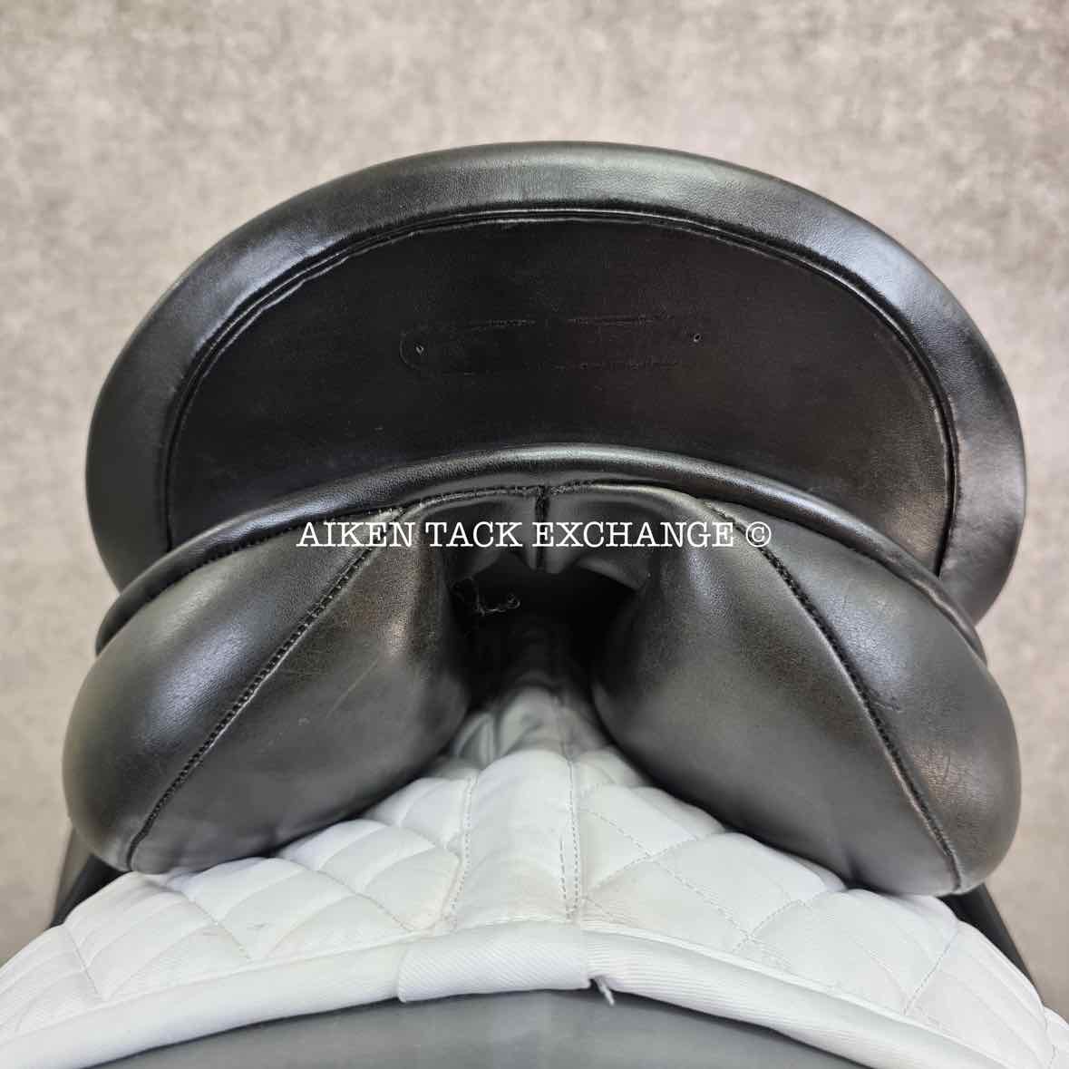 1998 County WB 2000 Dressage Saddle, 18" Seat, Medium Tree, Wool Flocked Panels