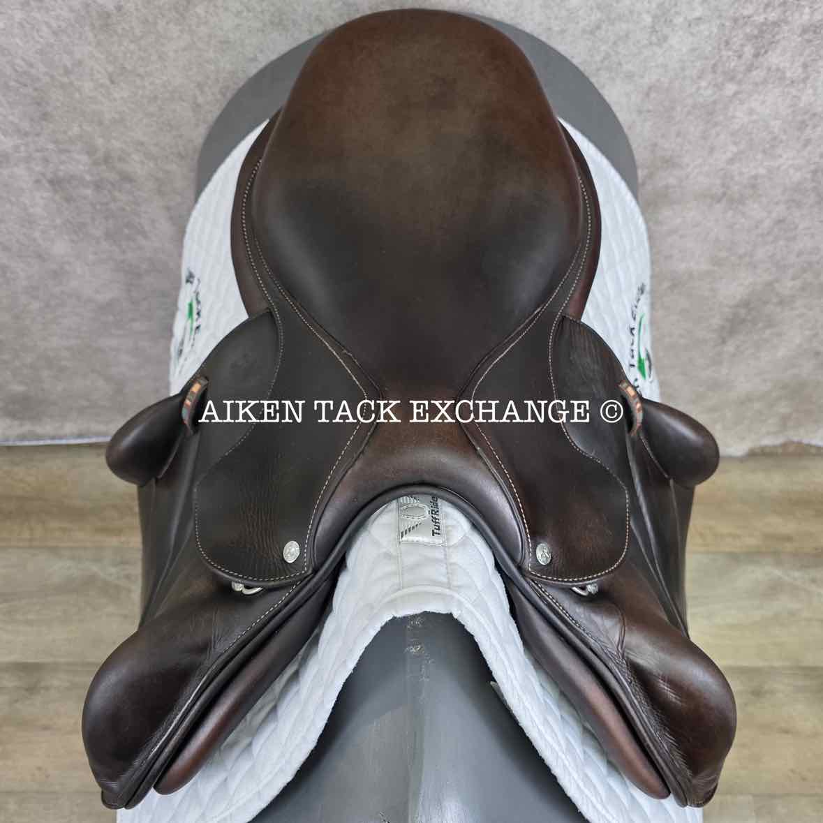 2018 Voltaire Lexington Monoflap Jump Saddle, 17" Seat, 0A Flap, Medium Wide Tree, PRO Panels, Full Buffalo Leather