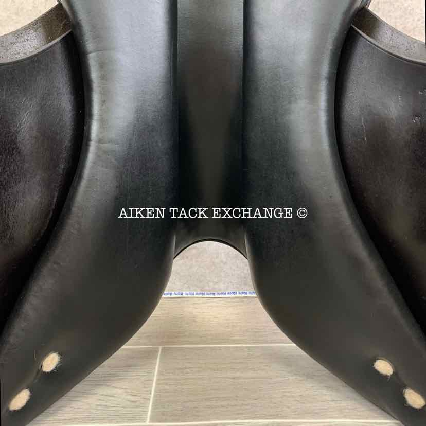 2017 Stackhouse Close Contact Jump Saddle, 16.5" Seat, Short Flap, Medium Narrow