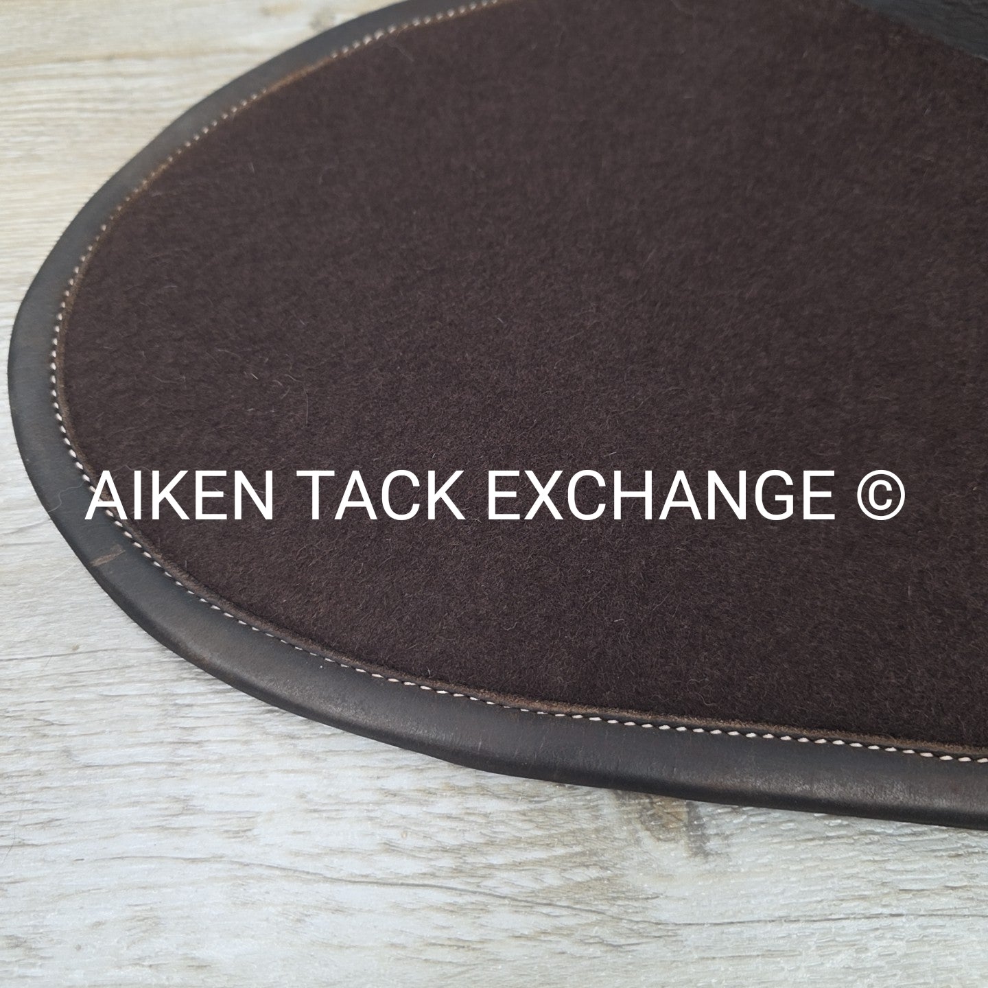 Voltaire Leather & Felt Half Pad, Size Large