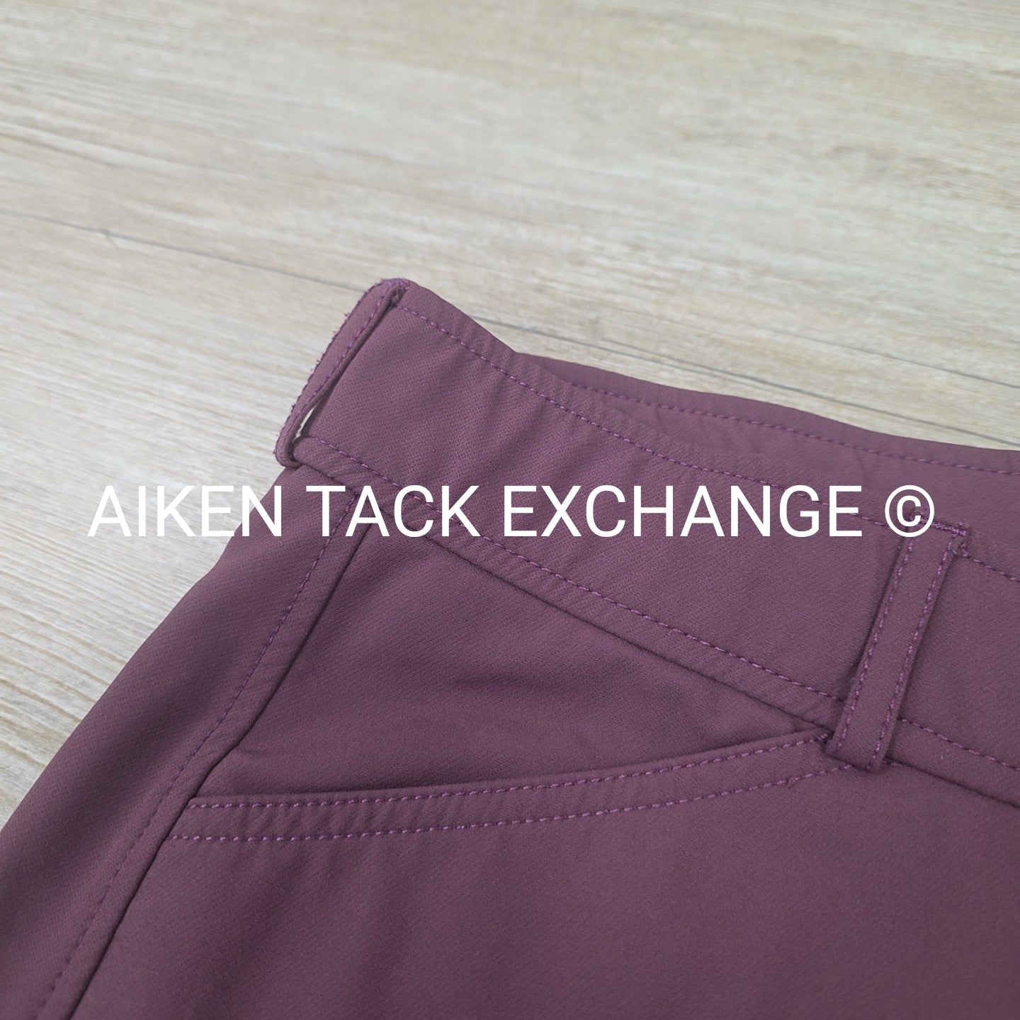 Dover Saddlery Wellesley Silicone Grip Knee Patch Breeches, Size 32
