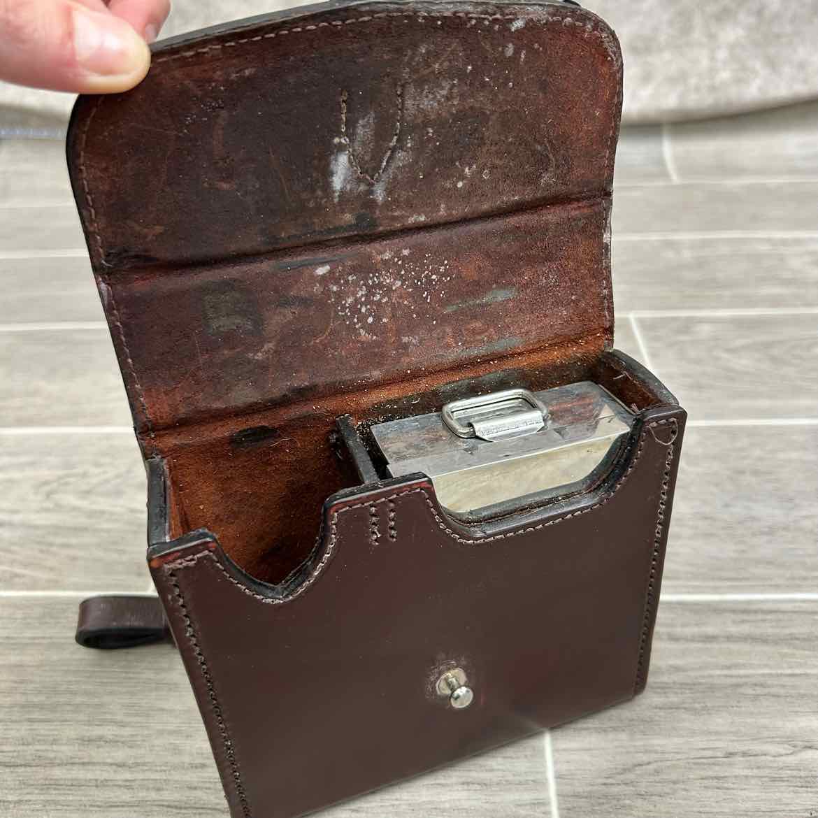 Ladies Sandwich Case with Sandwich Tin