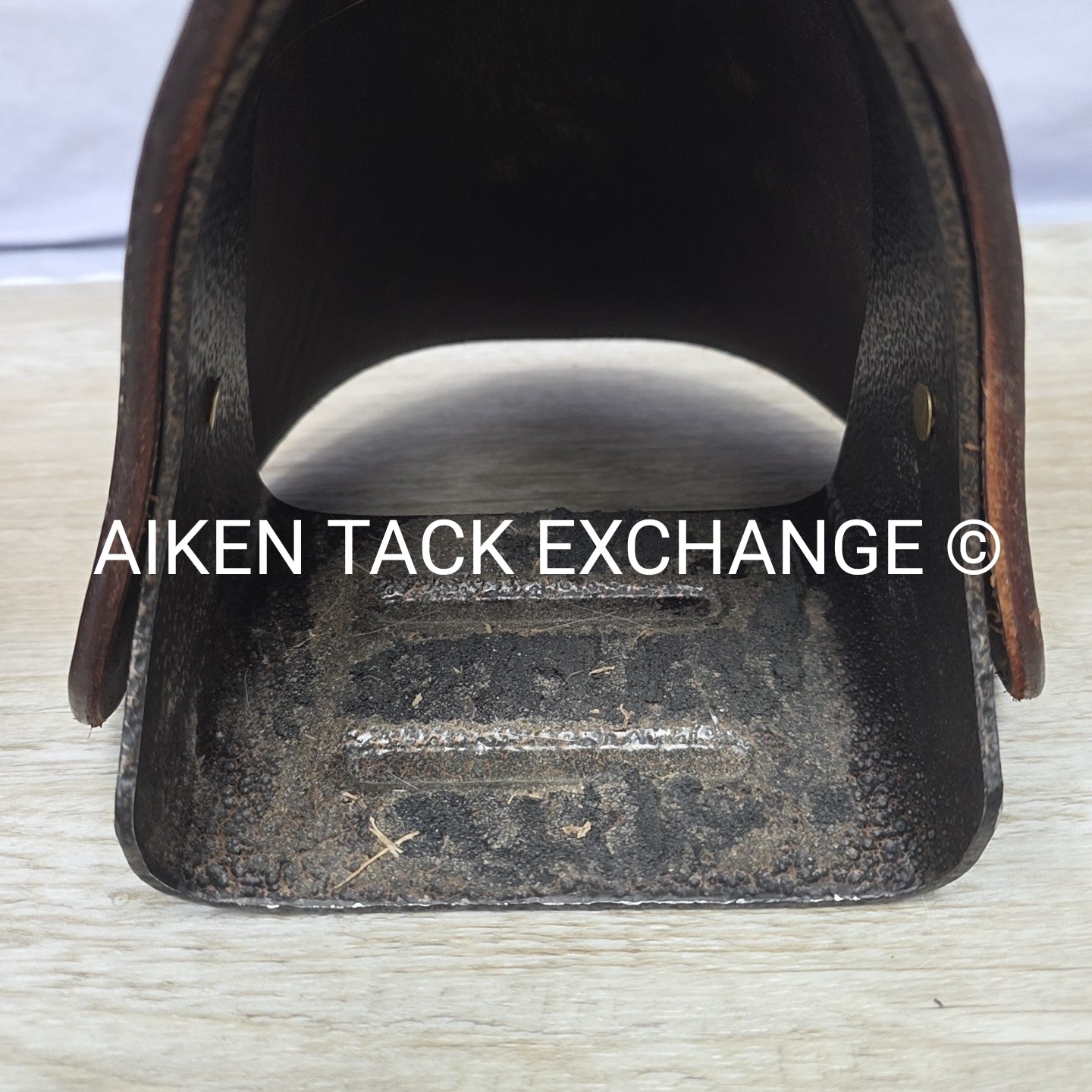 Tucker Ergobalance Hooded Western Stirrups, Missing Rubber Foot Cushion