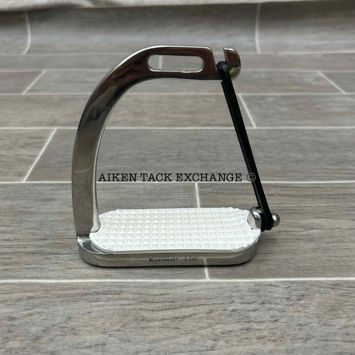 Korsteel Peacock Safety Stirrup Irons, 4.25"