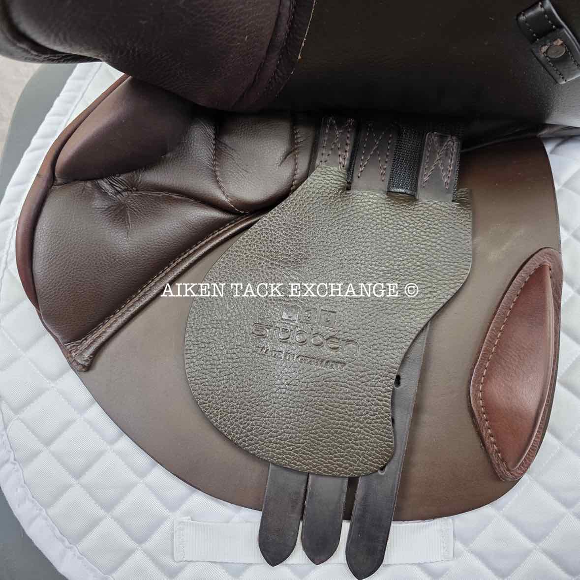 2021 Stubben Ascend Close Contact Jump Saddle, 18" Seat, 27cm Tree - Narrow, Wool Flocked Panels