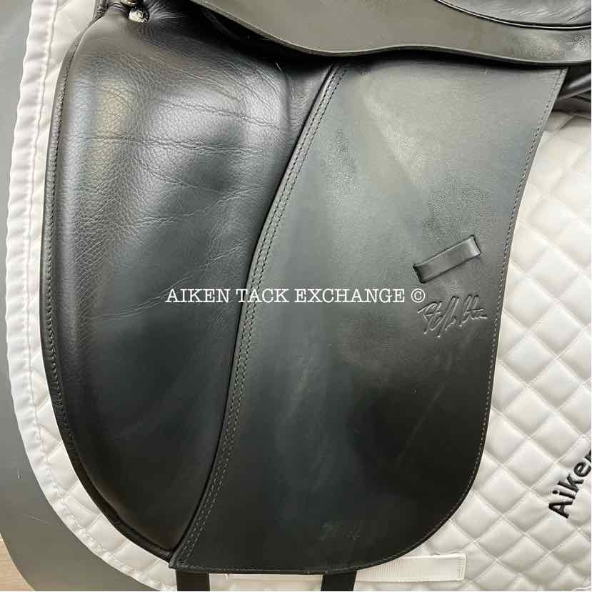 **SOLD** 2016 Custom Saddlery Steffen's Advantage Monoflap Dressage Saddle, 18" Seat, Adjustable Tree, Wool Flocked Panels