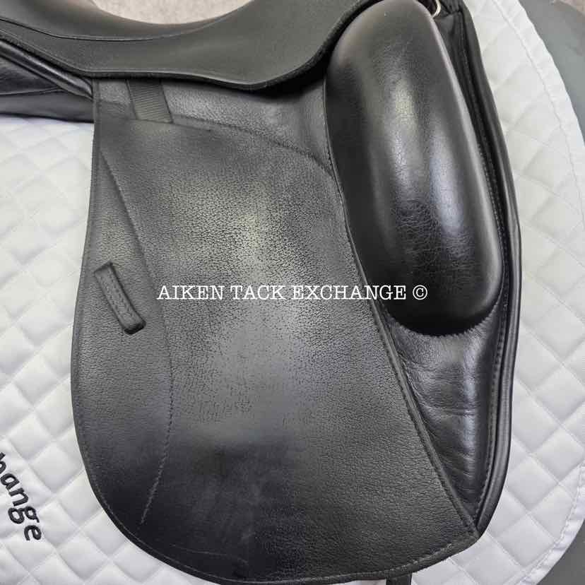 **SOLD** 2018 Custom Saddlery Icon Coda W Monoflap Dressage Saddle, 17.5" Seat, Adjustable Tree, Wool Flocked Panels