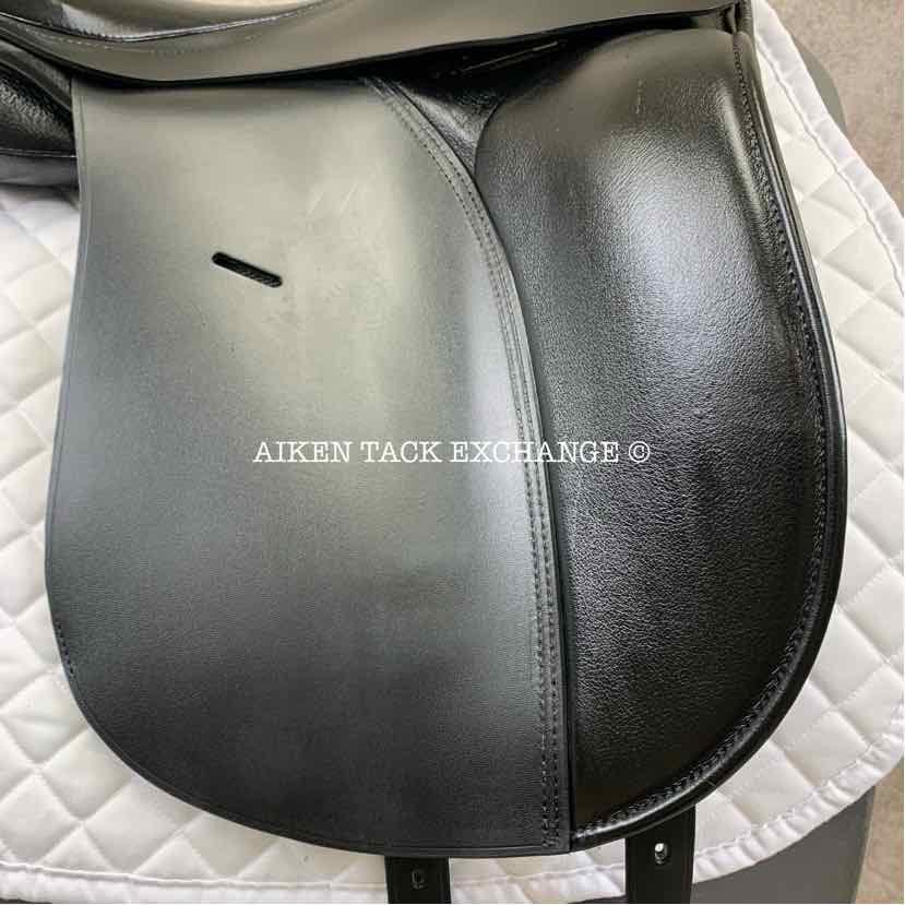 **SOLD** 2022 Karl Niedersuss Crescendo Dressage Saddle, 17.5" Seat, Short Flap, Medium Wide Tree, Wool Flocked Panels