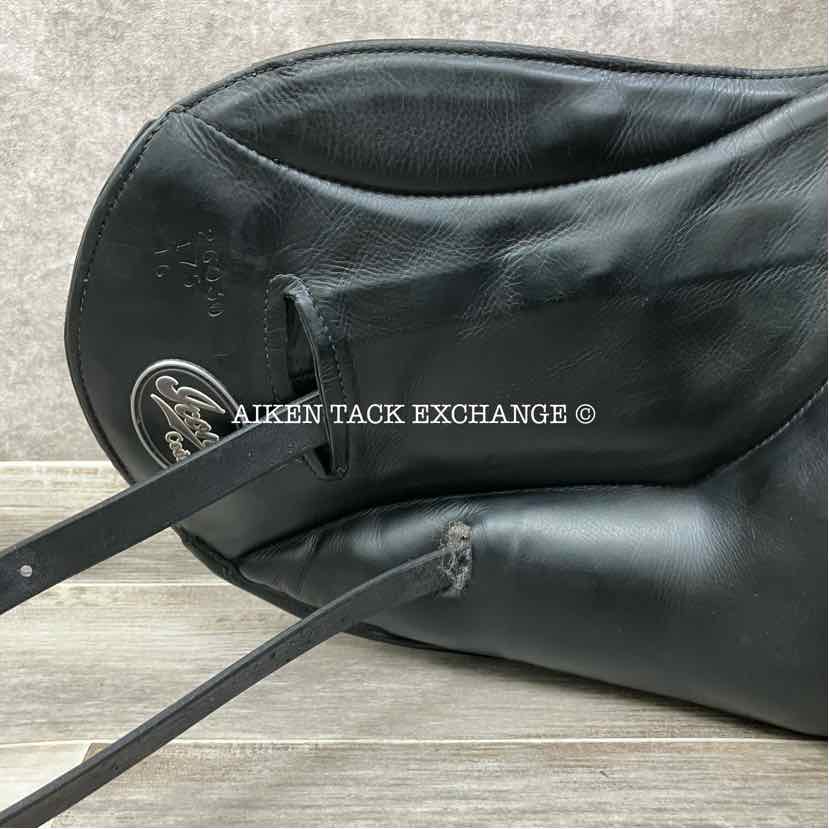 **SOLD** 2020 Custom Saddlery Icon Coda W Monoflap Dressage Saddle, 17.5" Seat, Adjustable Tree, Wool Flocked Panels