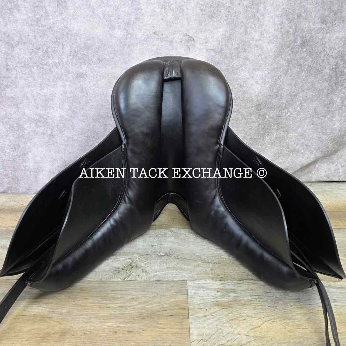 Legend Dressage Saddle, 17" Seat, M/MW Tree, Wool Flocked Panels