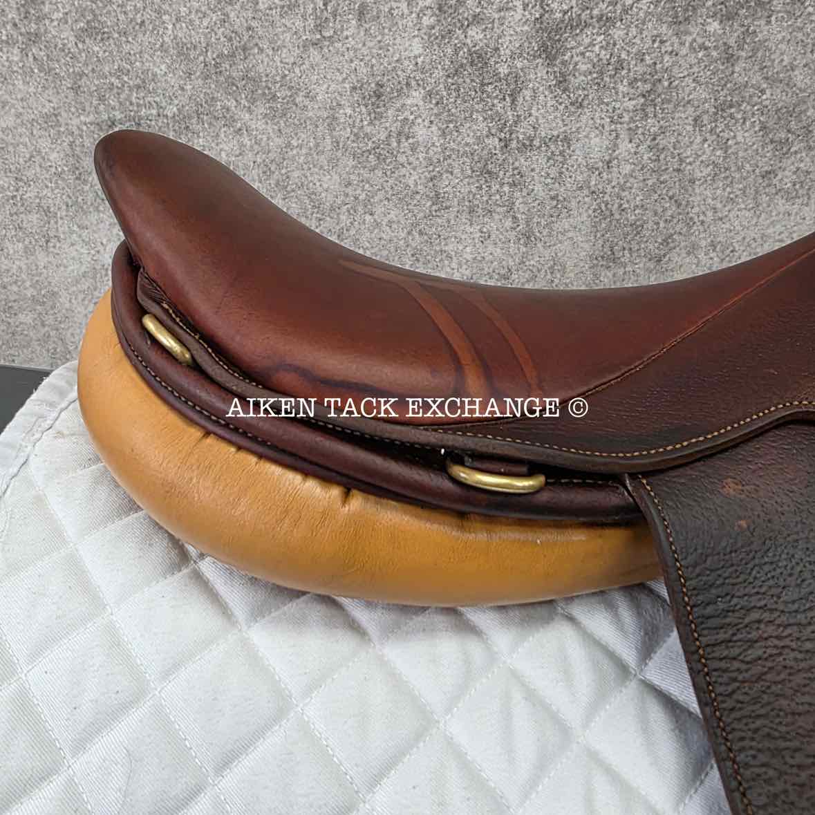 Collegiate Close Contact Saddle, 16" Seat, Medium Tree, Foam Panels