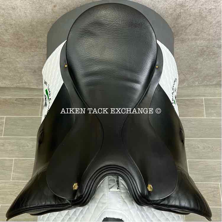 Albion Style Dressage Saddle, 18" Seat, Medium Tree, Wool Flocked Panels