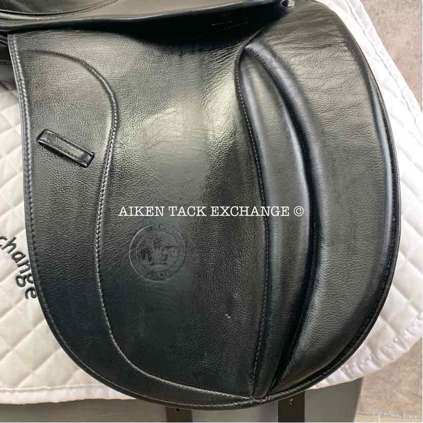 Sella Soleil Passagio Dressage Saddle, 17" Seat, Wide/Extra Wide Tree, Wool