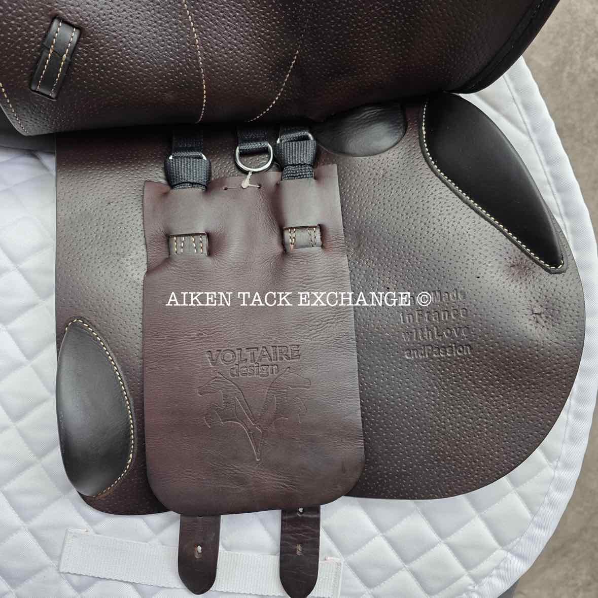 2021 Voltaire Stuttgart Jump Saddle, 17" Seat, 2A Flap, Medium Wide Tree, PRO Panels, Full Buffalo Leather