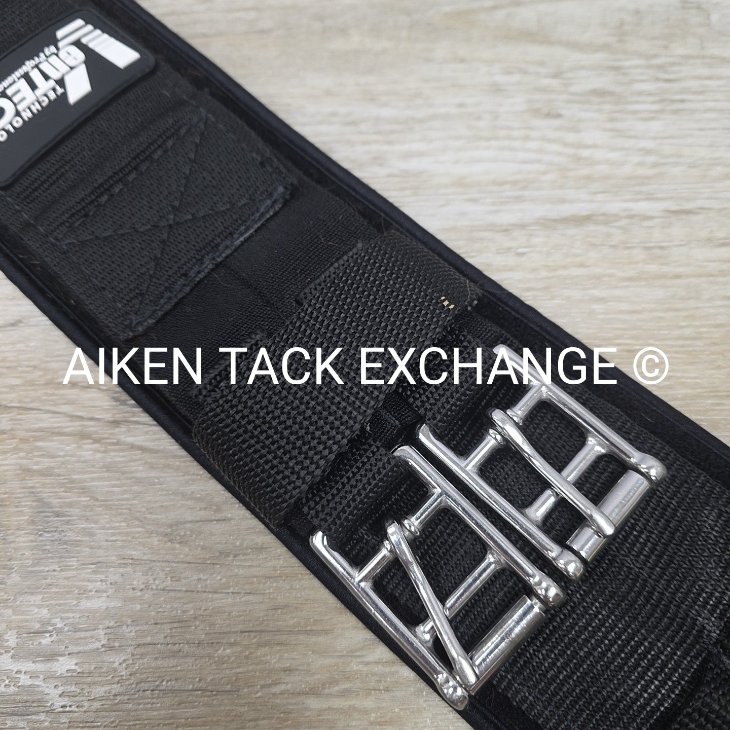 Professional's Choice SMx VenTech Girth, Black, 26"