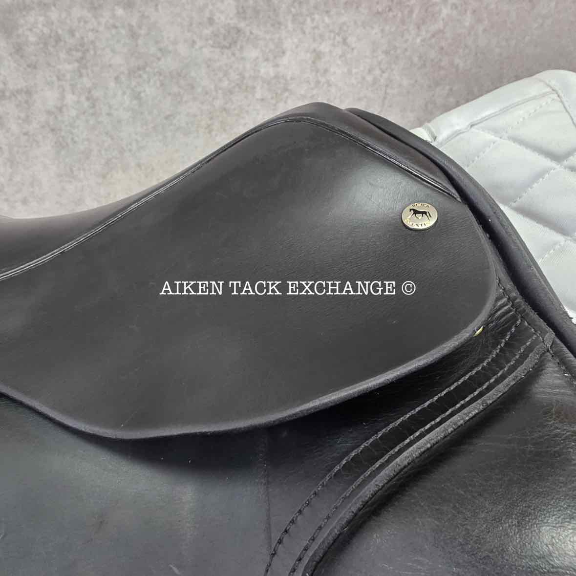 2007 Black Country Eloquence Dressage Saddle, 17.5" Seat, Medium Wide Tree, Wool Flocked Panels