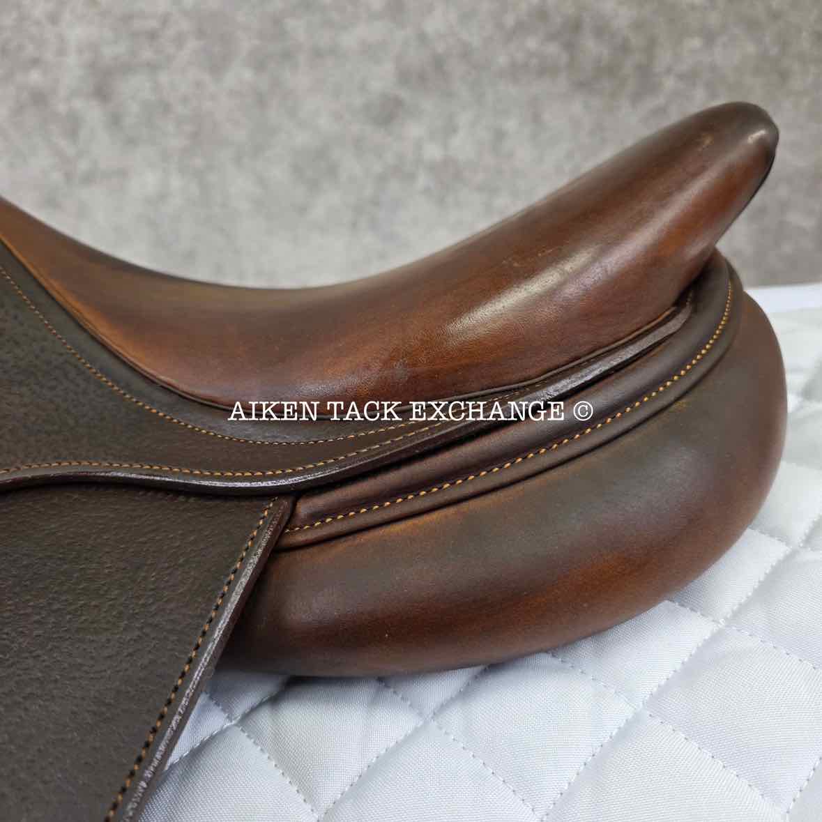 2019 Bruno Delgrange Nino Close Contact Jump Saddle, 15.5" Seat, 1A Flap, M/MW Tree, Foam Panels