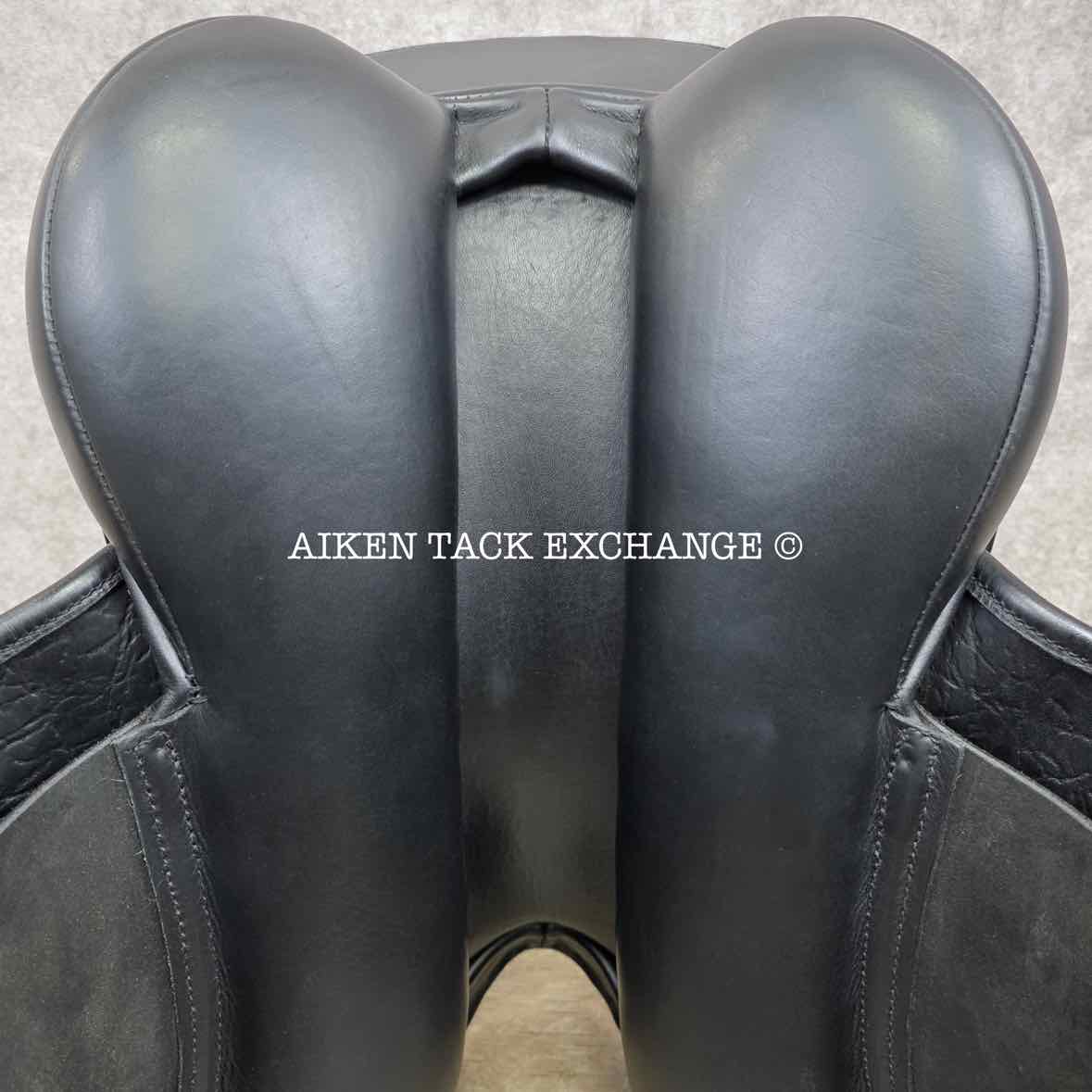 **SOLD** 2013 County Perfection Dressage Saddle, 17.5" Seat, Narrow Tree, Wool Flocked Panels