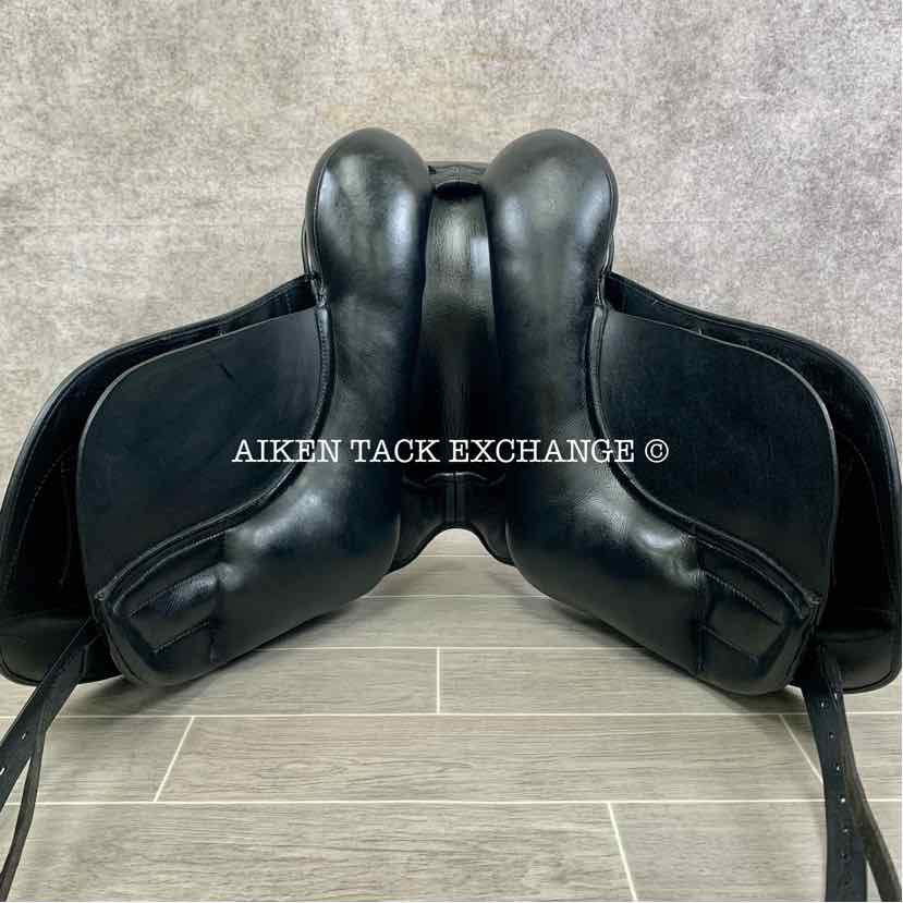Sella Soleil Passagio Dressage Saddle, 17" Seat, Wide/Extra Wide Tree, Wool