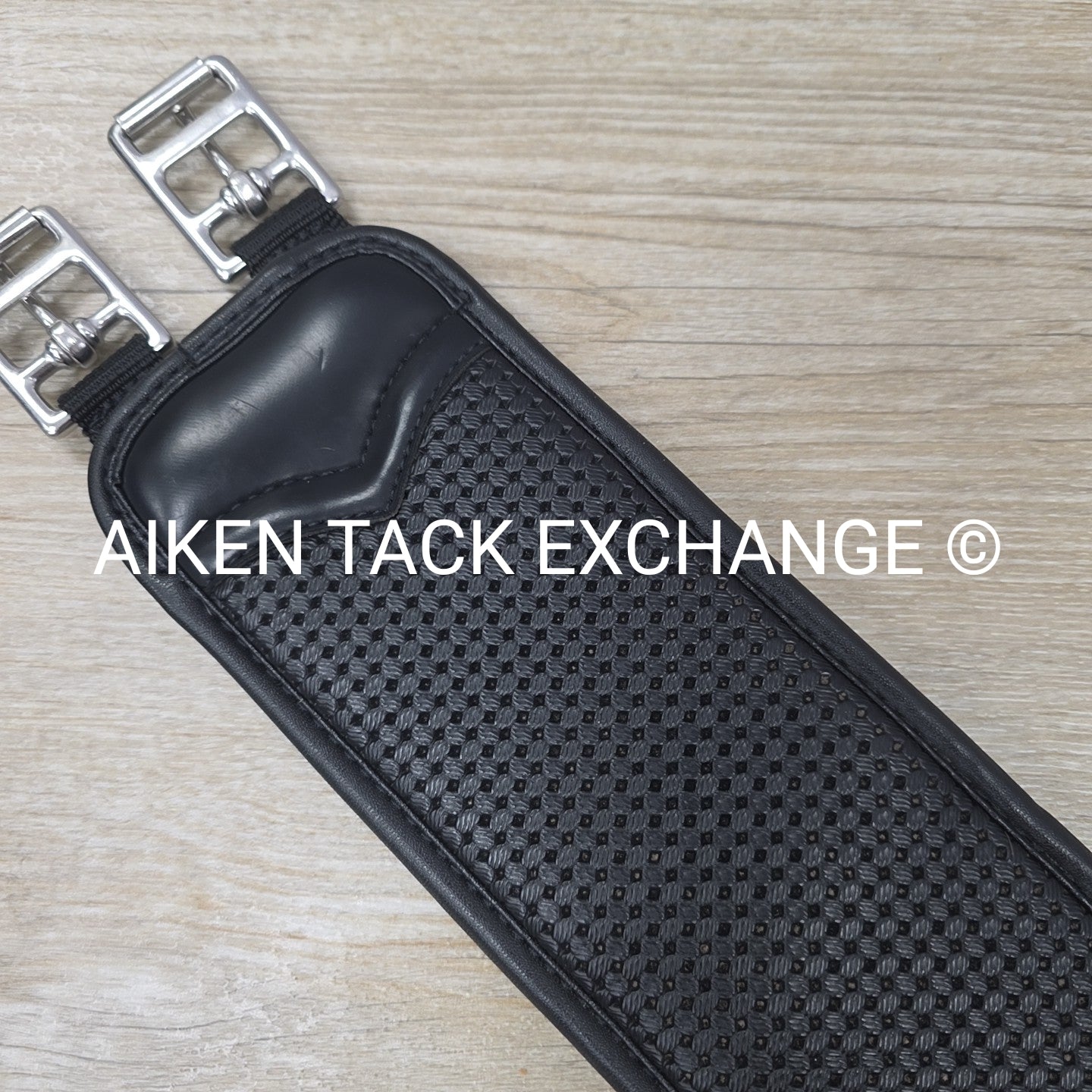 Wintec Chafeless Synthetic Girth, Black, 46"