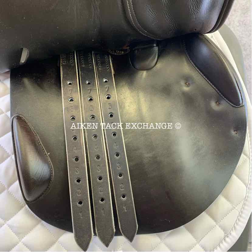 2004 Butet L-Seat (Semi Deep) Close Contact Jump Saddle, 18" Seat, 2.25 Flap, Medium Tree, Foam Panels