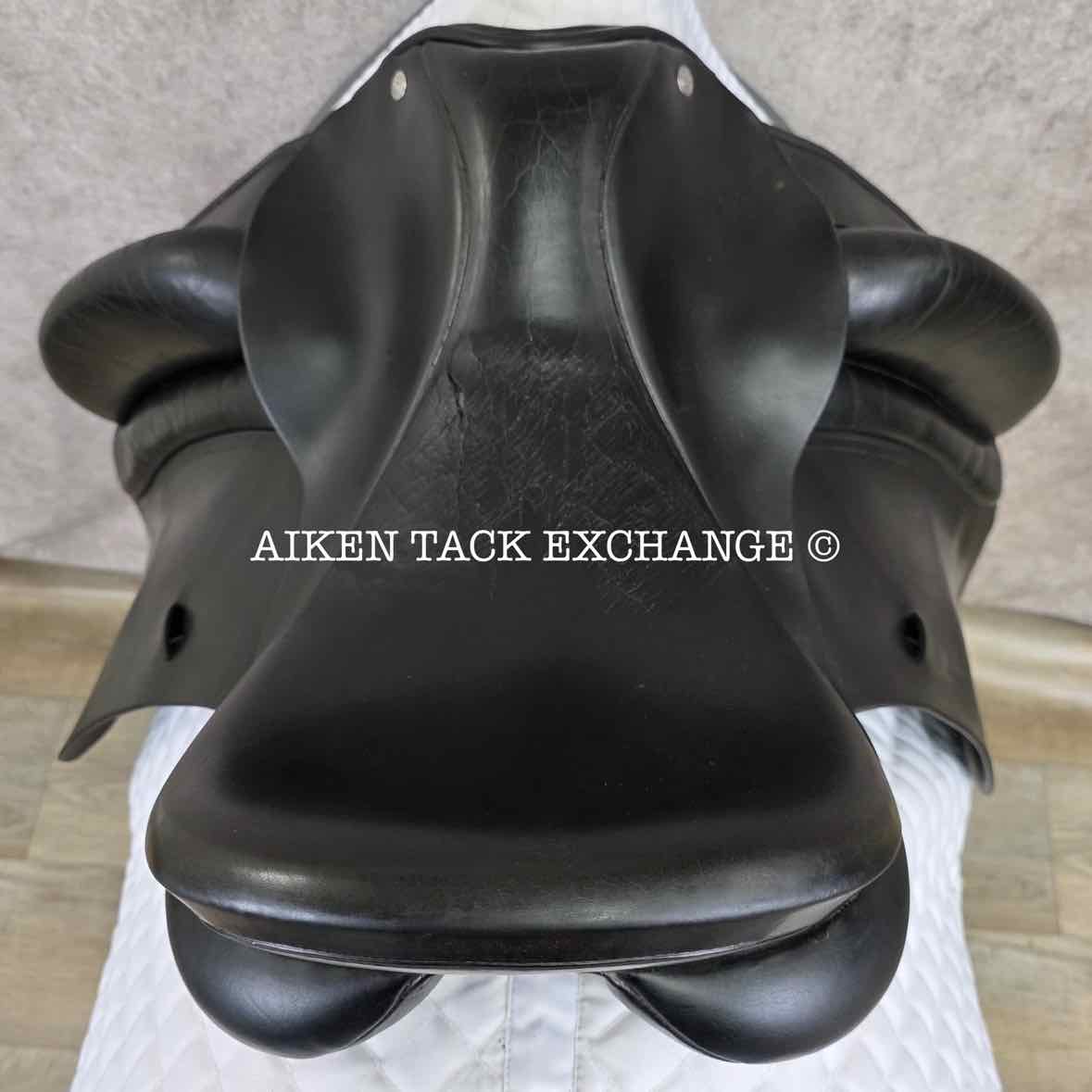 2009 Custom Saddlery Signature Wolfgang Solo Dressage Saddle, 17" Seat, Adjustable Tree, Wool Flocked Panels