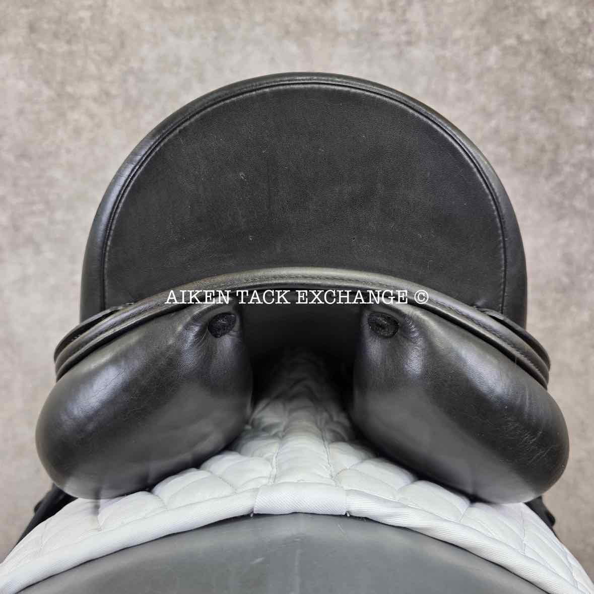 **SOLD** 2009 Amerigo Pinerolo Classic Dressage Saddle, 17.5" Seat, Medium Wide Tree, Wool Flocked Panels