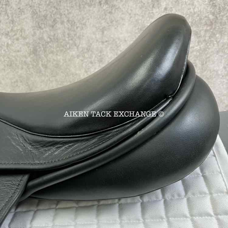 2018 Barclay & Co. by Ideal Pro-Shock Close Contact Jump Saddle, 19" Seat, Wide Tree, Wool Flocked Panels