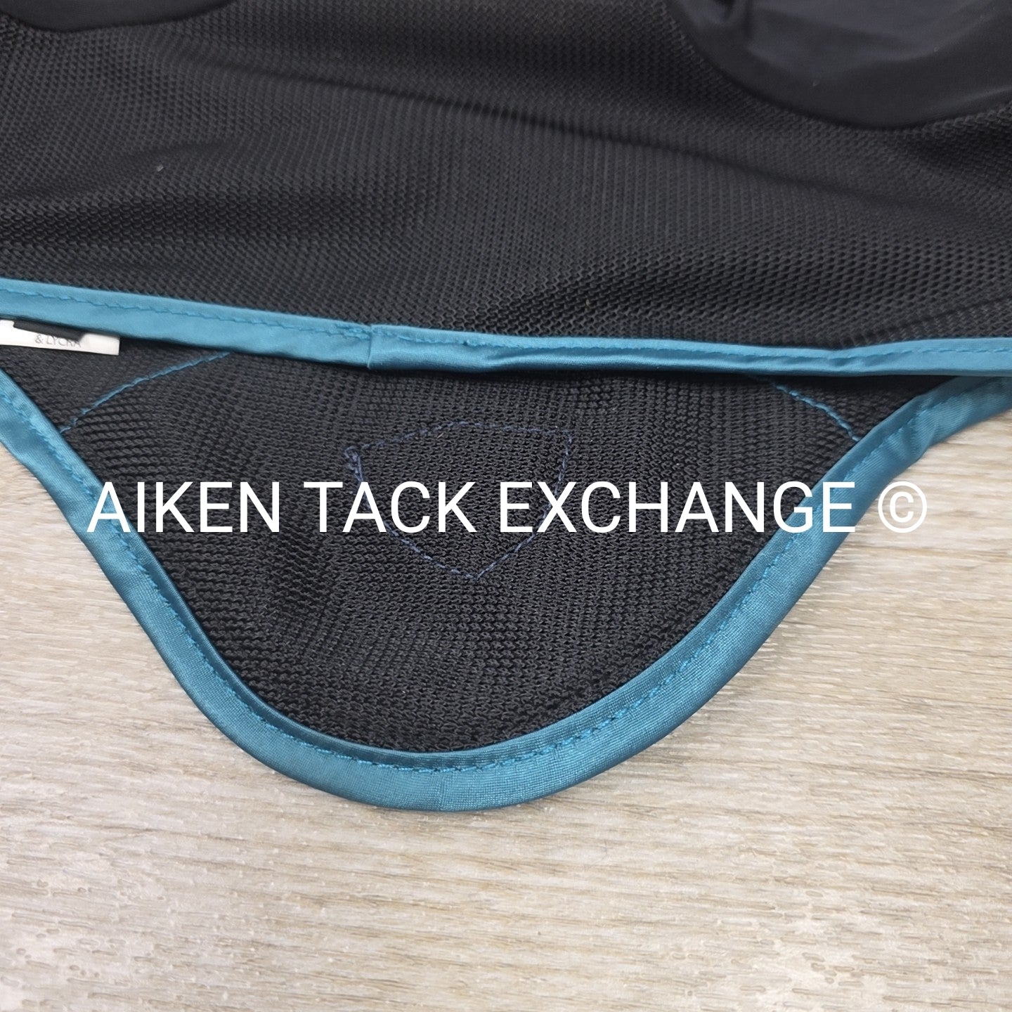 Woof Wear Mesh Ear Bonnet, Size Large