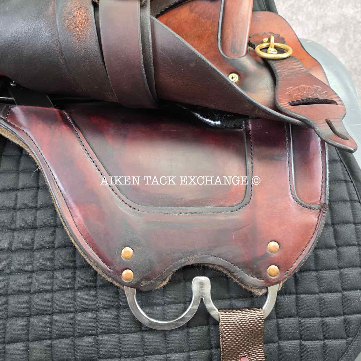 2013 Tucker 159 Endurance Trail Saddle, 16.5" Seat, Medium Tree - Semi QH Bars
