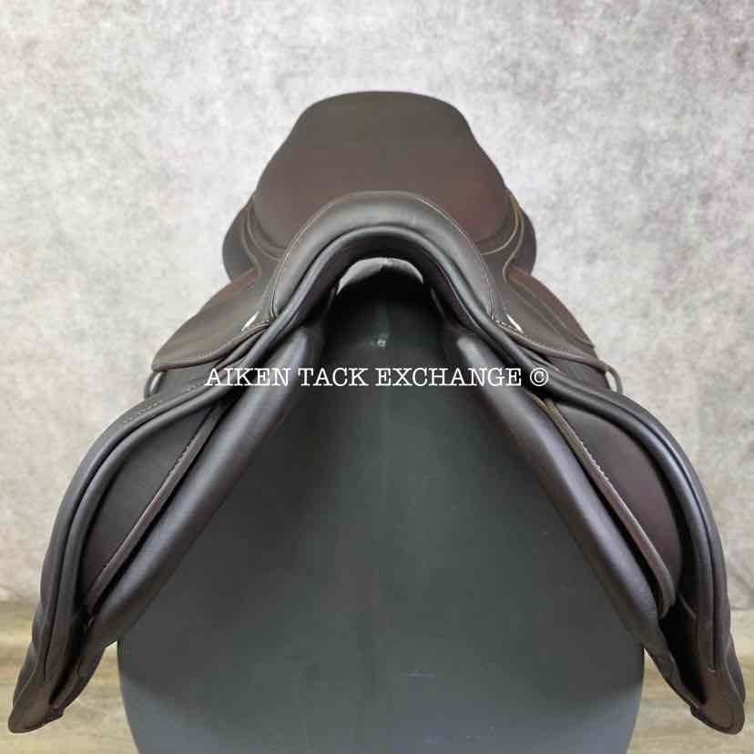 2020 CWD SE03 Close Contact Jump Saddle, 17" Seat, 2L Flap, Medium Tree, Foam Panels, Full Buffalo Leather