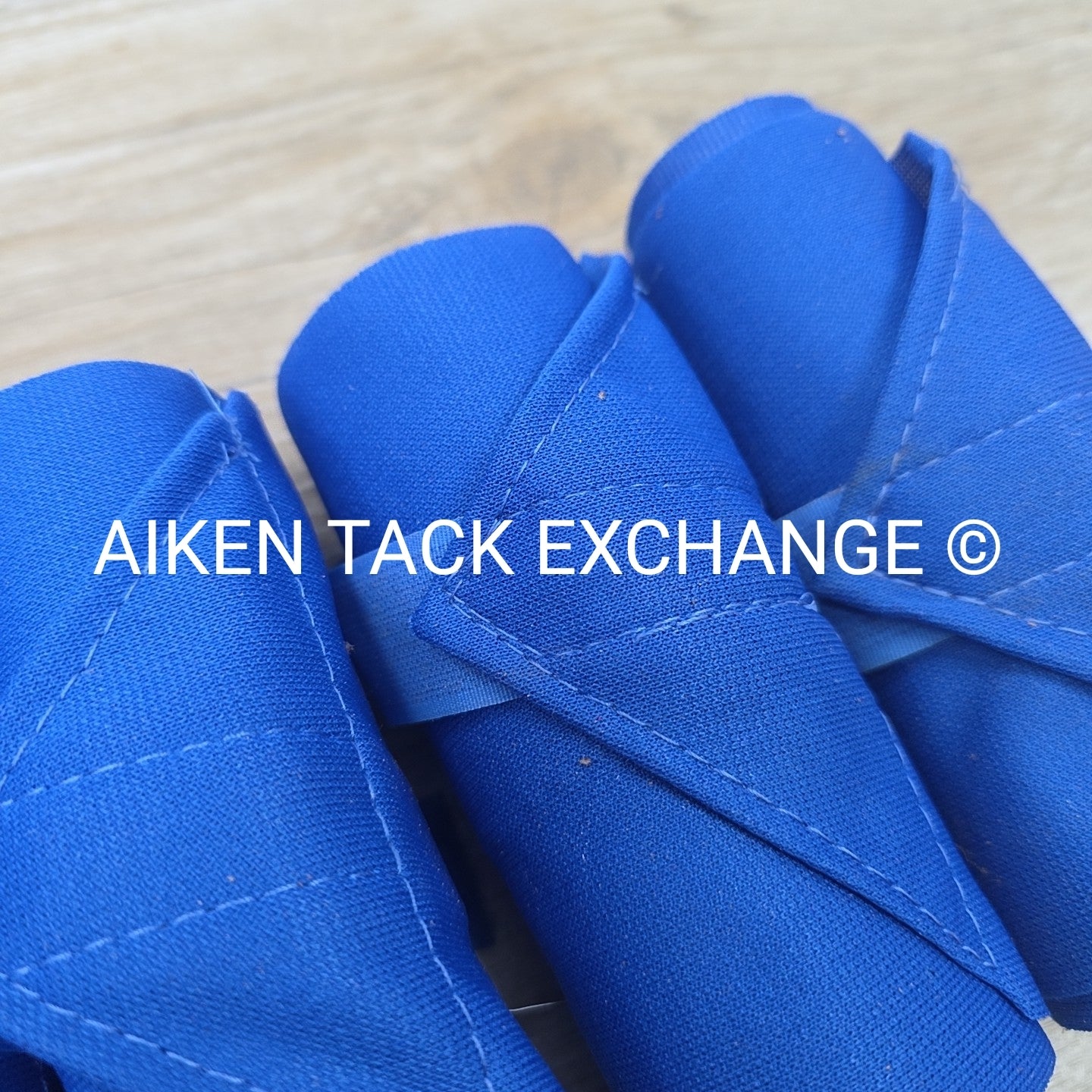 Standing Wraps, Set of 4