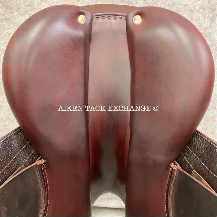 2012 CWD SE02 Close Contact Jump Saddle, 17" Seat, 2C Flap, Medium Tree, Foam Panels, Full Buffalo Leather
