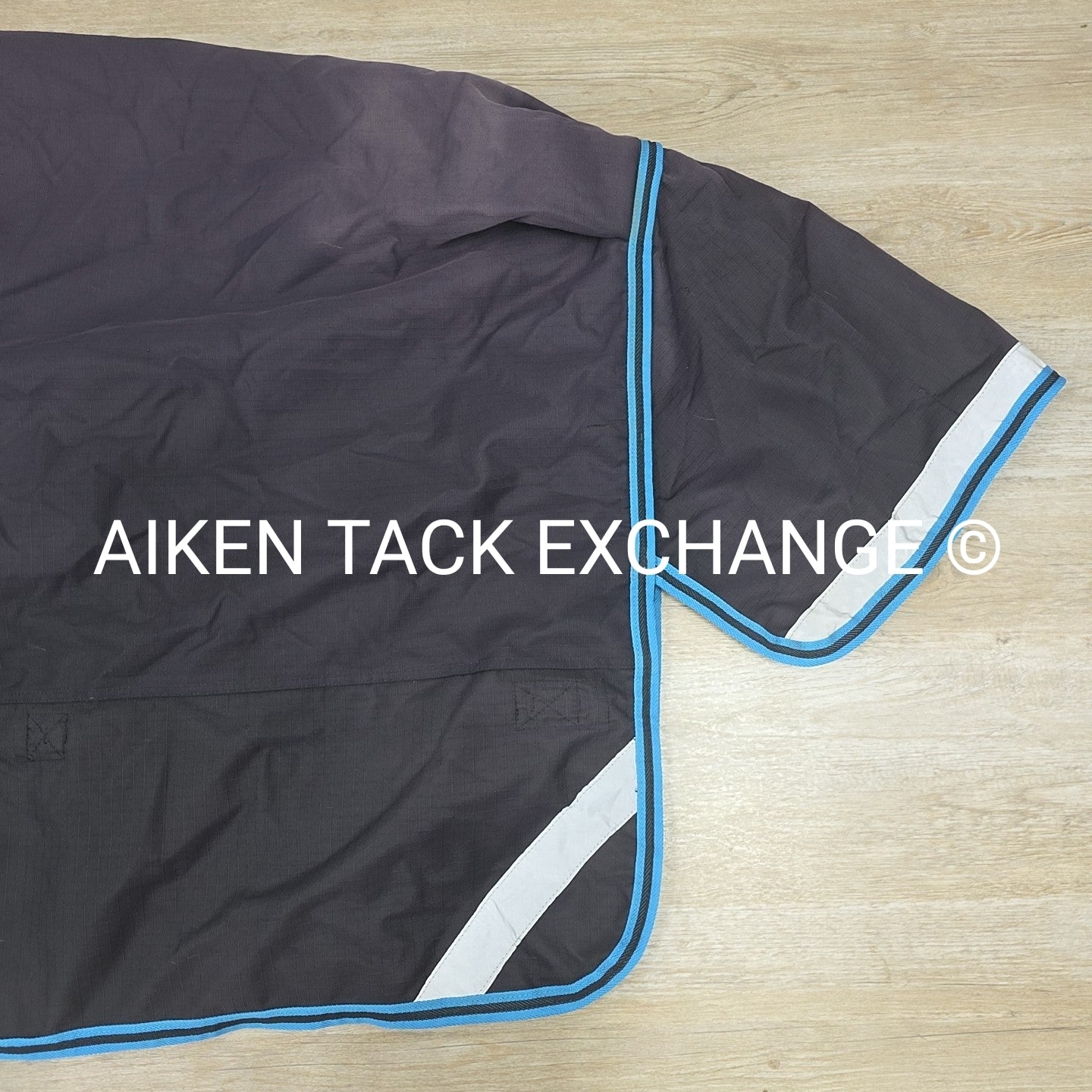 Shires Highlander 300 G Fill Turnout Blanket w/ Neck, 75"