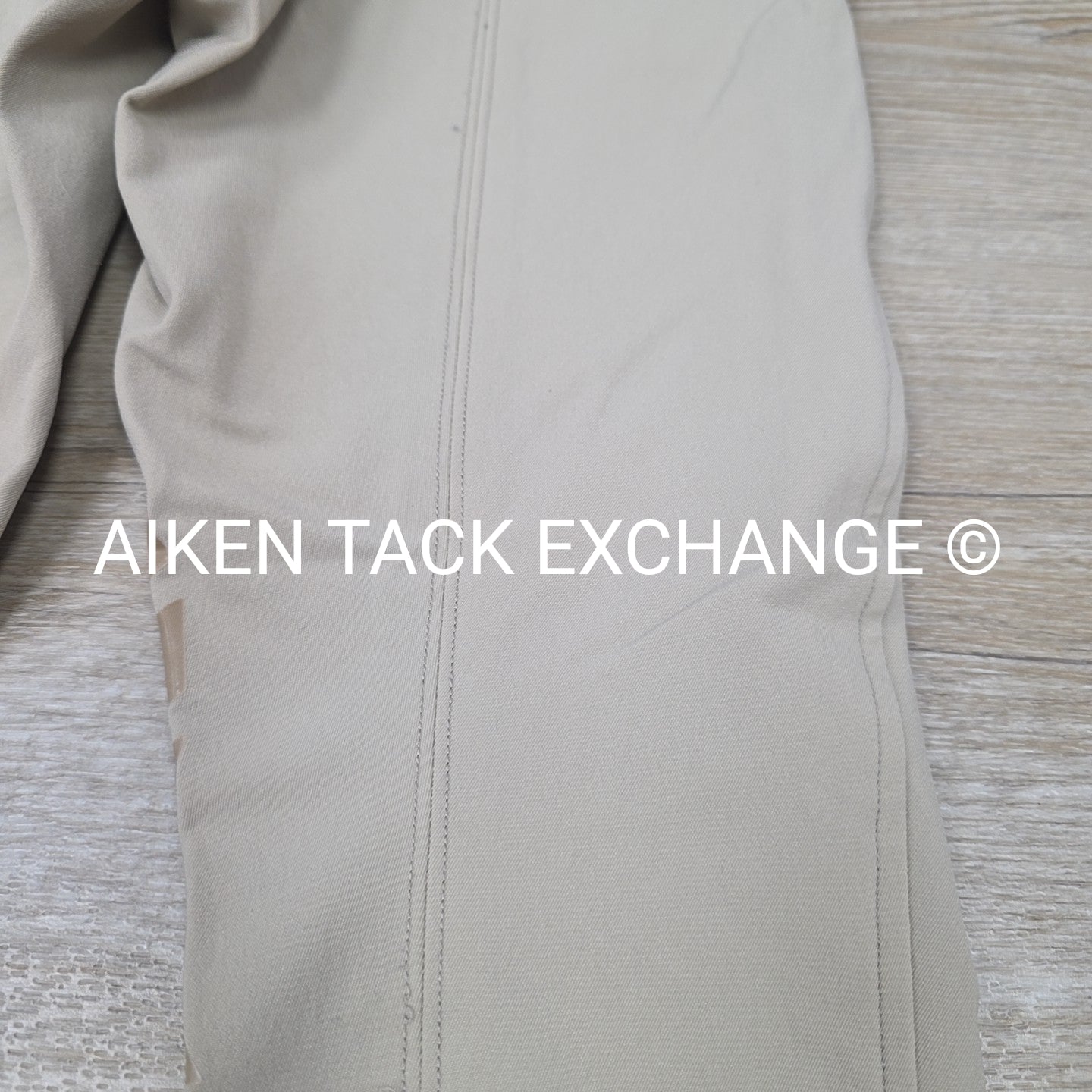 Struck Silicone Grip Knee Patch, Size 24