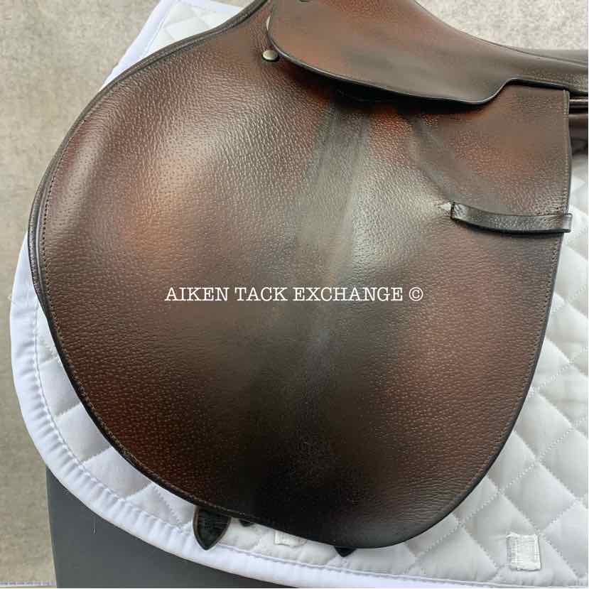 Majestic Supreme Close Contact Saddle, 17" Seat, Medium/Medium Narrow Tree, Foam Panels