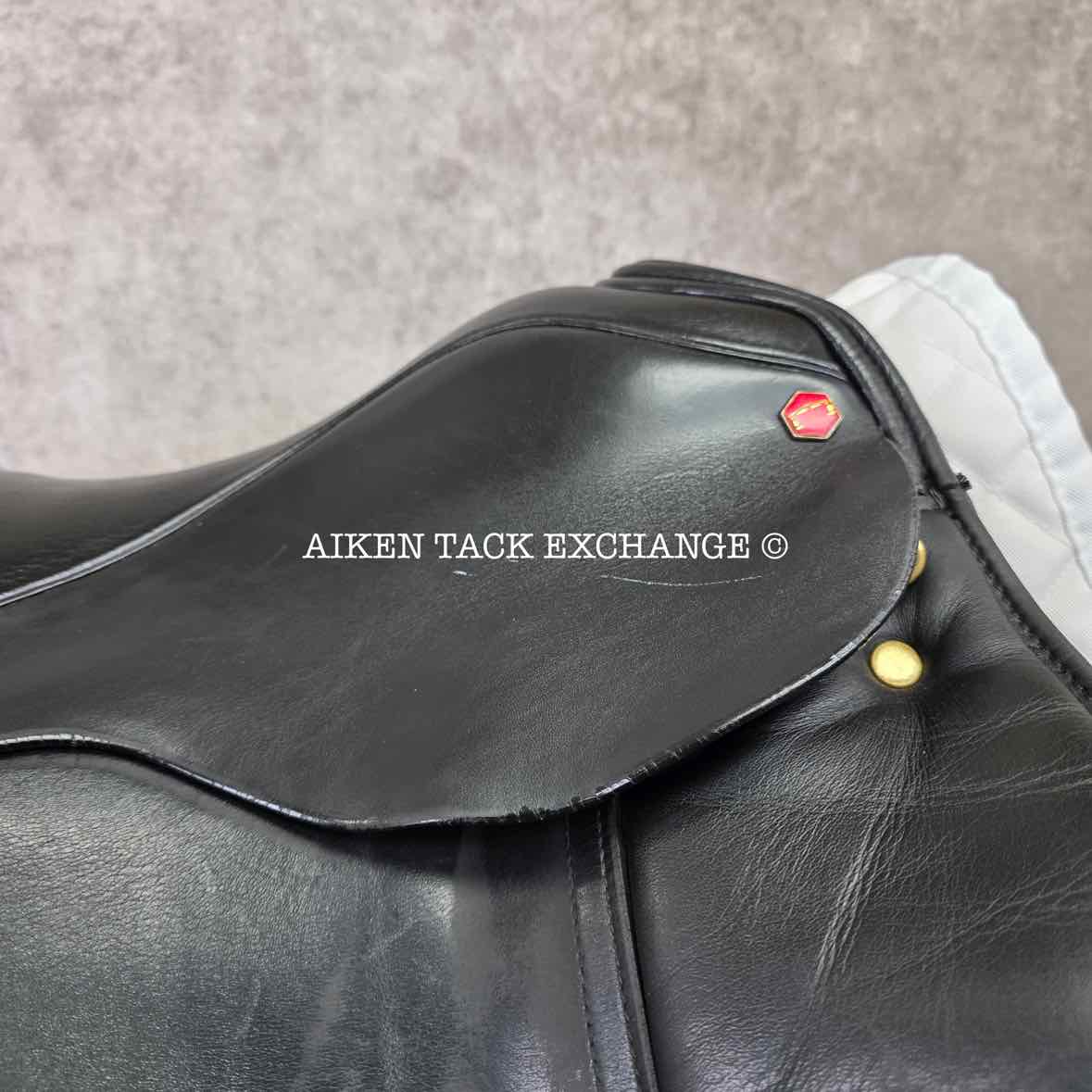 Albion SLK Dressage Saddle, 18" Seat, Medium Wide Tree, Wool Flocked Panels