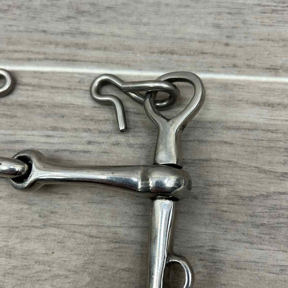 Single Joint Pelham Bit 4.5" (No Curb Chain)