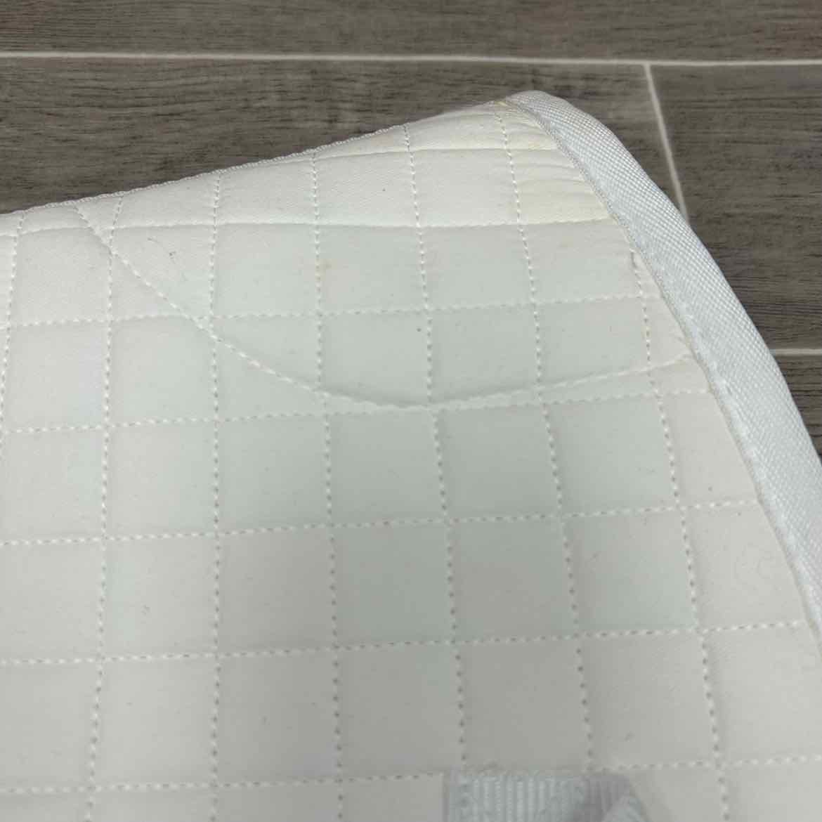 Back on Track Therapeutic Dressage Saddle Pad