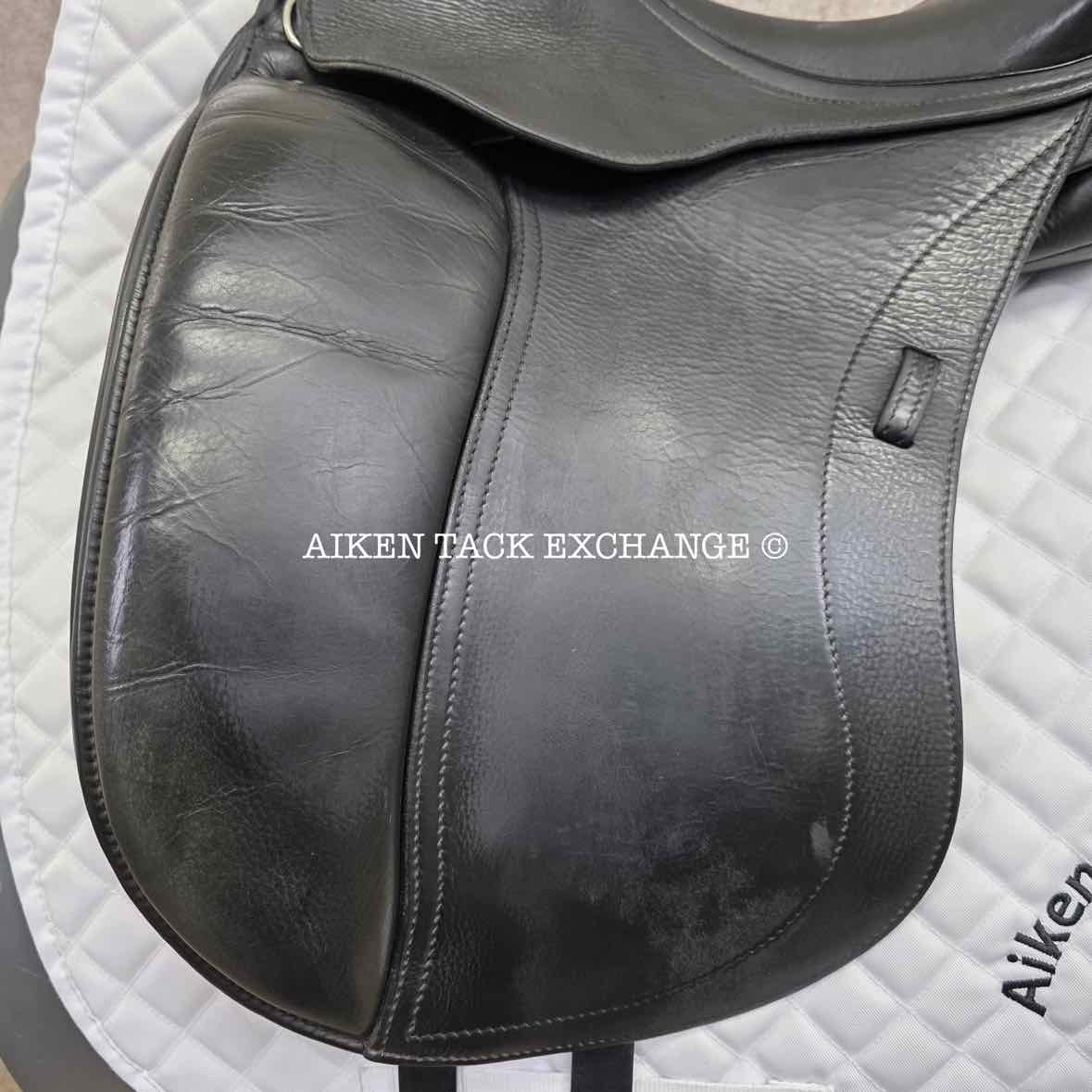 2010 Schleese Wave Dressage Saddle, 16.5" Seat, Adjustable AdapTree, Wool Flocked Panels