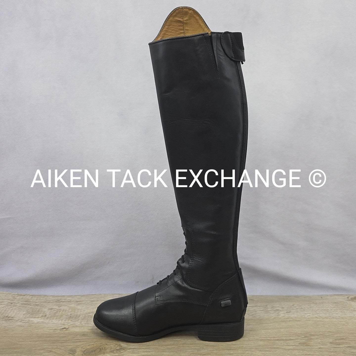 Dover Madison Field Boots, Size 6.5 Regular Calf Medium Height