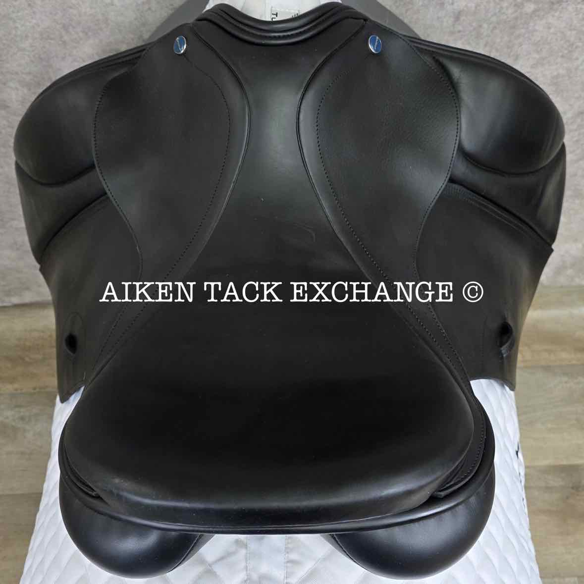 Richard Castelow Dressage Saddle, 17.5" Seat, Short Flap, Medium Wide Tree, Wool Flocked Panels