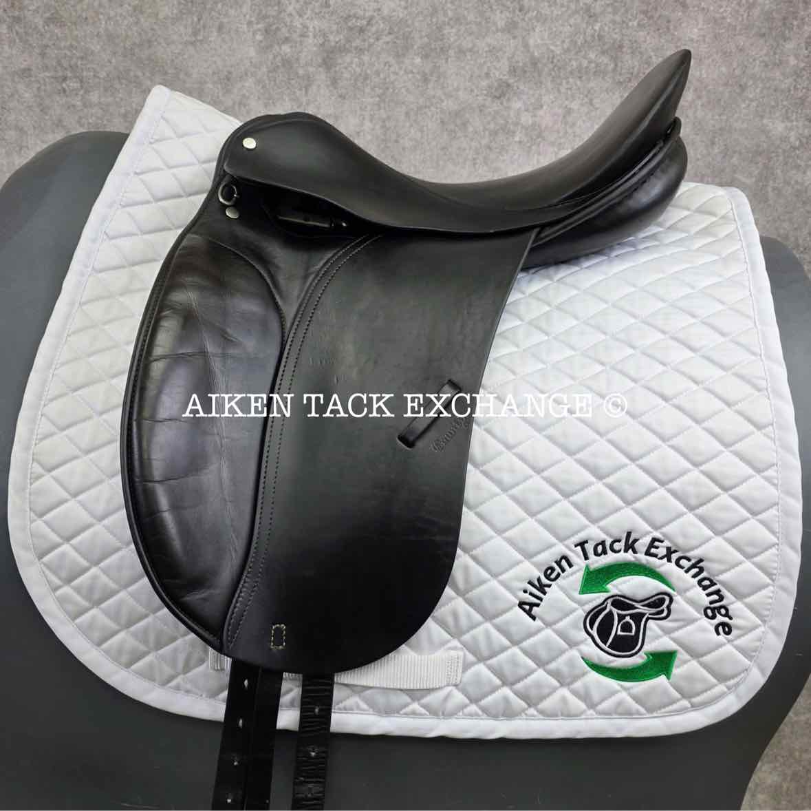 County Competitor Dressage Saddle, 17" Seat, Medium Narrow Tree, Wool Flocked Panels