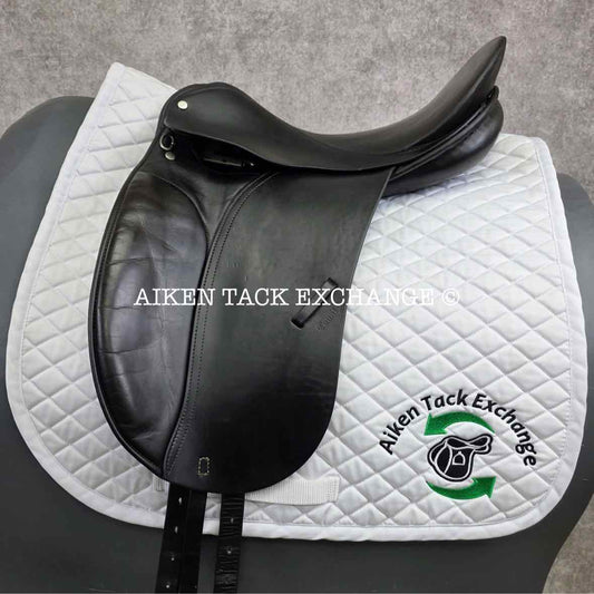 County Competitor Dressage Saddle, 17" Seat, Medium Narrow Tree, Wool Flocked Panels